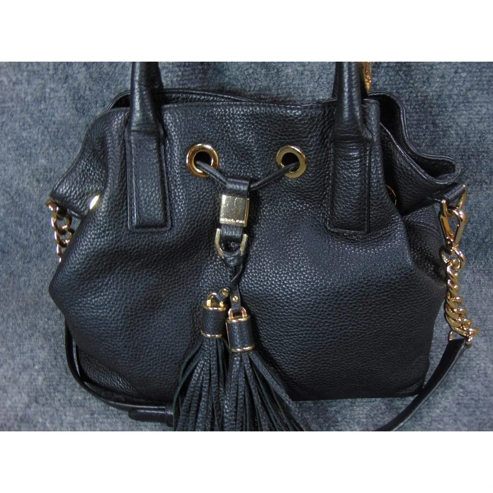 Michael Kors Suri Bucket Purse Black Leather Drawstring Tassel Chain‎ Strap